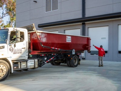 How to Manage Dumpsters During Bad Weather