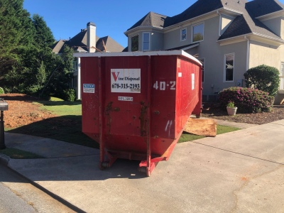 How Renting a Dumpster Speeds Up the Moving Process