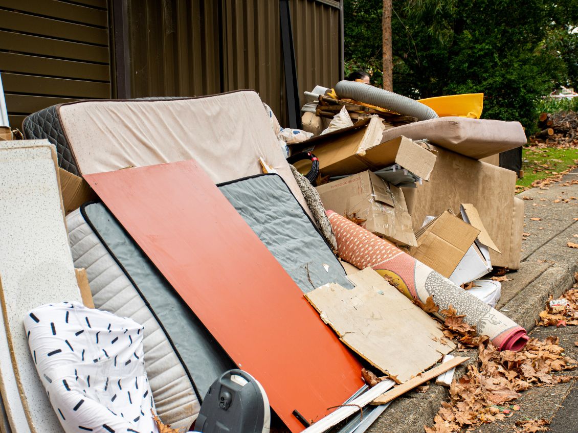 How To Dispose of Large Items That Don’t Fit in Your Bin