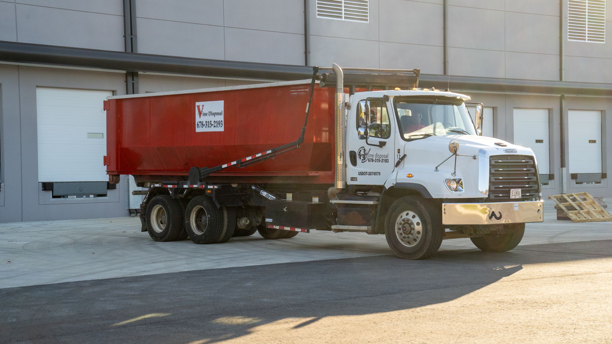 Skip the Dump Run – Rent a Dumpster Delivered to Your Driveway!